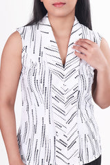 Short Sleeve Black on White  Top