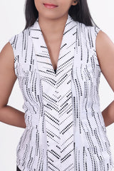 Short Sleeve Black on White  Top